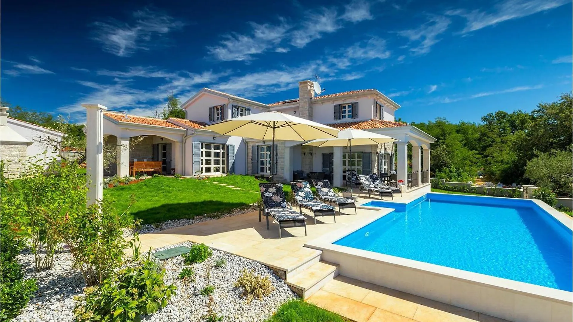 Villa Carpe Diem Porec 0*,  Croatia